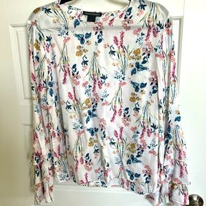 Chelsea & Theodore Size L Blouse